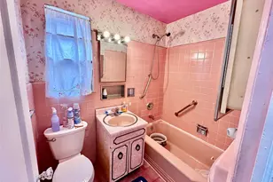 22-42 93rd St, East Elmhurst, NY 11369 - Photo 7