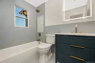 2362 Kenmore St, East Meadow, NY 11554 - Photo 23