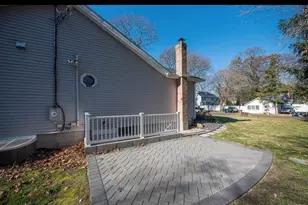 16 Wildwood St, Lake Grove, NY 11755 - Photo 3