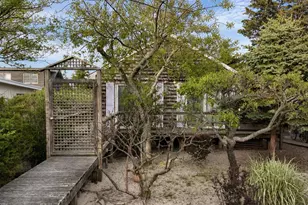 111 Walnut Walk, Fair Harbor, NY 11706 - Photo 7