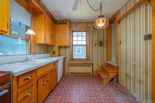 97 N Serven St, Pearl River, NY 10965 - Photo 11