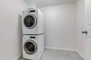136-46 41st Ave, Flushing, NY 11355 - Photo 13