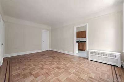 155-17 Sanford Avenue #2C, Flushing, NY 11355 - Photo 3