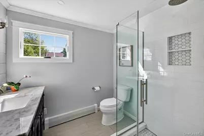 17 Barteau Avenue, Blue Point, NY 11715 - Photo 11