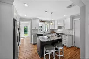 17 Barteau Ave, Blue Point, NY 11715 - Photo 9