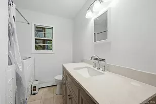 10 Lefferts Ave, East Northport, NY 11731 - Photo 21