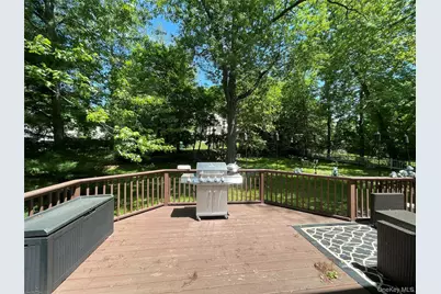 38 Gedney Park Drive, White Plains, NY 10605 - Photo 25
