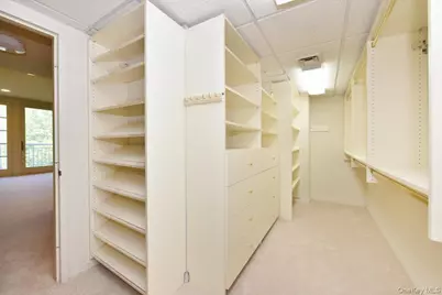 100 Harborview Drive #555, Port Washington, NY 11050 - Photo 21