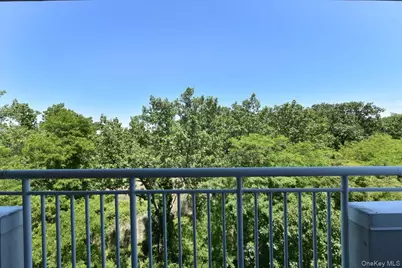 100 Harborview Drive #555, Port Washington, NY 11050 - Photo 37