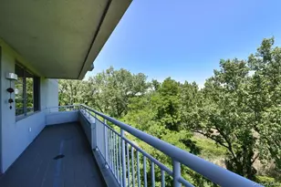 100 Harbor View Dr, Port Washington, NY 11050 - Photo 31