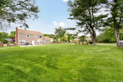 12 Annandale Road, Stony Brook, NY 11790 - Photo 9