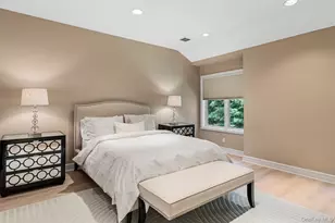 5 Coachman's Ct, Old Westbury, NY 11568 - Photo 27