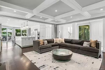 5 Coachmans Court, Old Westbury, NY 11568 - Photo 21