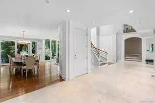 5 Coachman's Ct, Old Westbury, NY 11568 - Photo 13