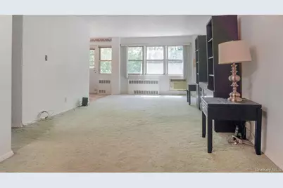 385 McLean Avenue #3B, Yonkers, NY 10705 - Photo 3