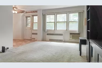 385 McLean Avenue #3B, Yonkers, NY 10705 - Photo 7