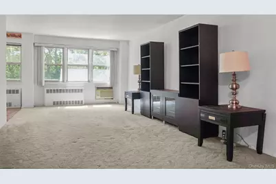 385 McLean Avenue #3B, Yonkers, NY 10705 - Photo 1