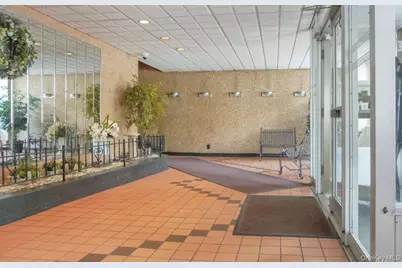 385 McLean Avenue #3B, Yonkers, NY 10705 - Photo 21