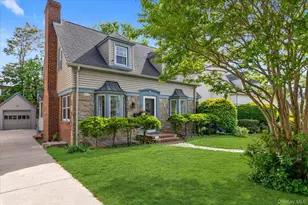 26 Latimer Ct, Rockville Centre, NY 11570 - Photo 19
