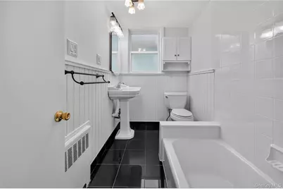 135-38 95th Street, Ozone Park, NY 11417 - Photo 11