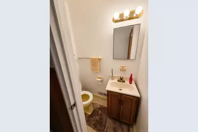 552 Manor Ridge Road, Pelham, NY 10803 - Photo 15