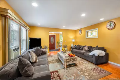220-16 107th Avenue, Queens Village, NY 11429 - Photo 5
