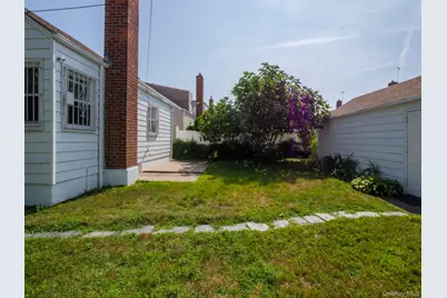 257-04 145th Avenue, Rosedale, NY 11422 - Photo 23