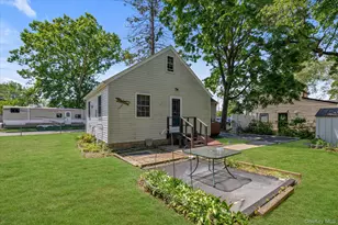 193 Manhattan Ave, West Babylon, NY 11704 - Photo 13