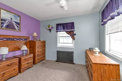 193 Manhattan Avenue, West Babylon, NY 11704 - Photo 9