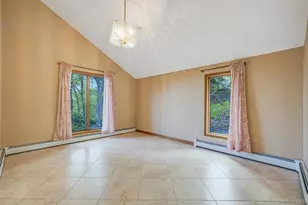 72 Jean Ct, Riverhead, NY 11901 - Photo 19