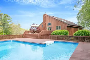 72 Jean Ct, Riverhead, NY 11901 - Photo 13