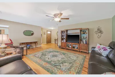 154 Spiral Road, Holtsville, NY 11742 - Photo 11