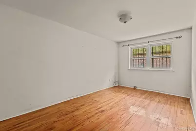 1964 Burke Avenue, Bronx, NY 10469 - Photo 11