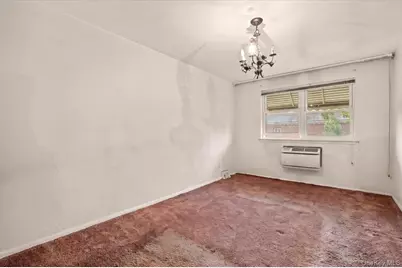 1964 Burke Avenue, Bronx, NY 10469 - Photo 23