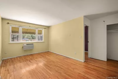 1964 Burke Avenue, Bronx, NY 10469 - Photo 7