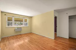 1964 Burke Ave, Bronx, NY 10469 - Photo 7