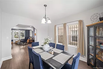 2548 Woodhull Avenue, Bronx, NY 10469 - Photo 9