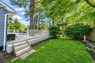 28 Royal Oak Dr, Huntington, NY 11743 - Photo 29