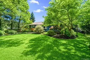 28 Royal Oak Dr, Huntington, NY 11743 - Photo 39
