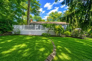 28 Royal Oak Dr, Huntington, NY 11743 - Photo 35