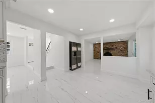 4 Summercress Ln, Coram, NY 11727 - Photo 5