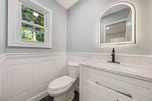 4 Summercress Ln, Coram, NY 11727 - Photo 9