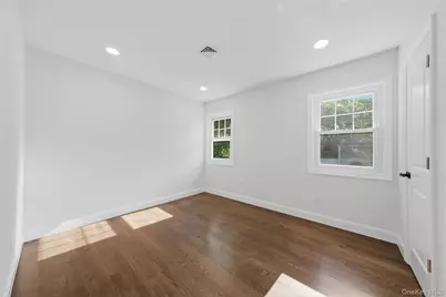 4 Summercress Lane, Coram, NY 11727 - Photo 17