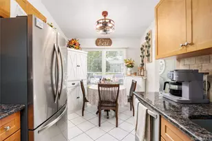 59 Eric Dr, Middle Island, NY 11953 - Photo 15