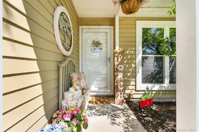 59 Eric Drive, Middle Island, NY 11953 - Photo 5