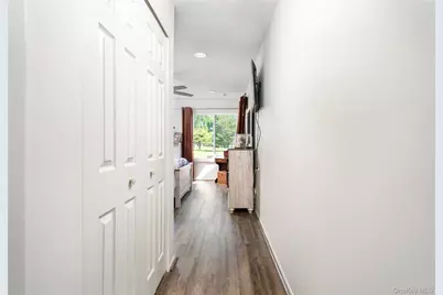 59 Eric Drive, Middle Island, NY 11953 - Photo 19