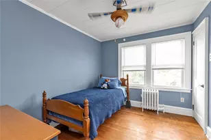 57 Malden Ave, Lynbrook, NY 11563 - Photo 17