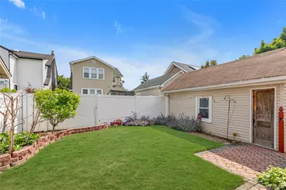 57 Malden Avenue, Lynbrook, NY 11563 - Photo 23