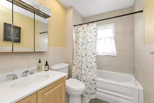 57 Malden Ave, Lynbrook, NY 11563 - Photo 19