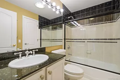 2 Heirloom Lane, Rye Brook, NY 10573 - Photo 17